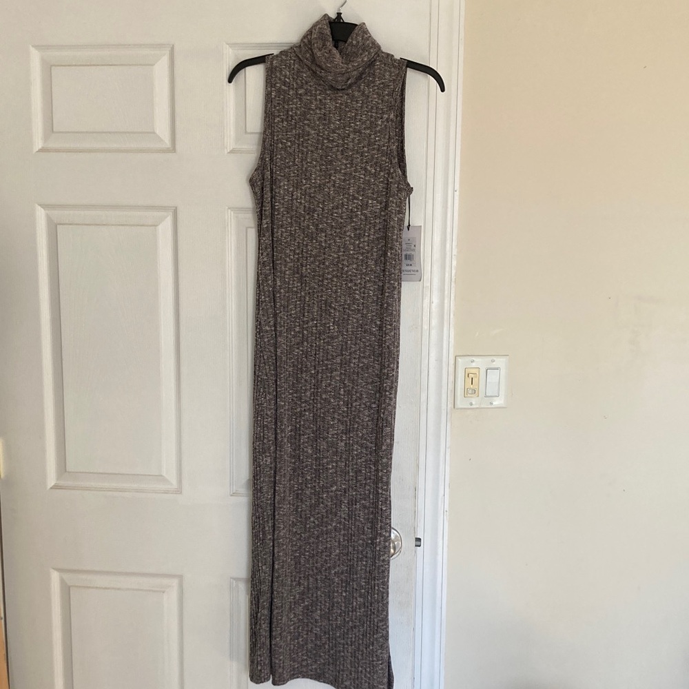 NWT! Who What Wear Sleeveless Ebony / Marled ribbed Turtleneck Maxi Dress Sz M